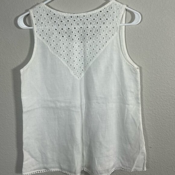 Chic White Eyelet Tank Top - Picture 3 of 4